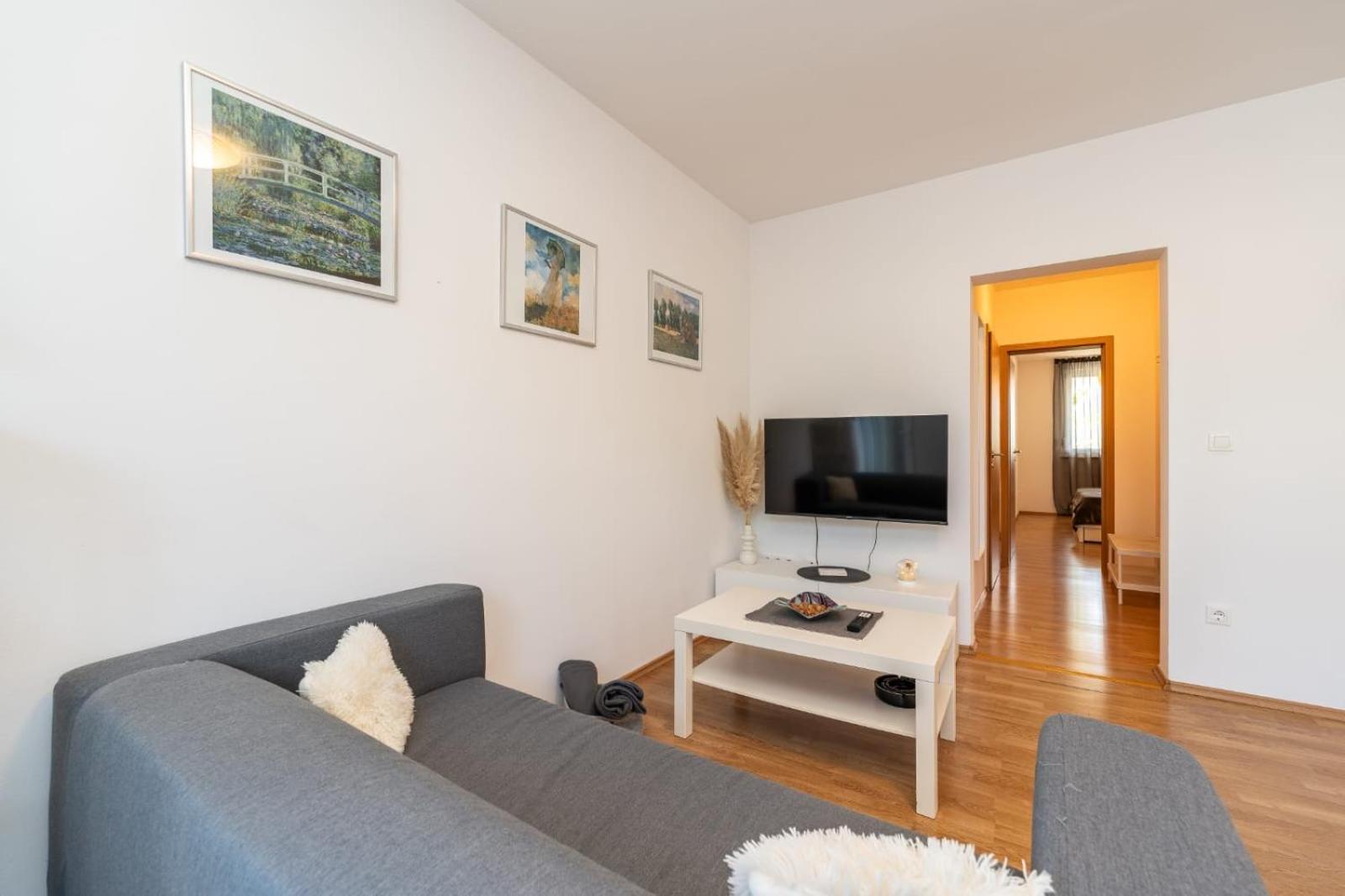 Donata Apartman