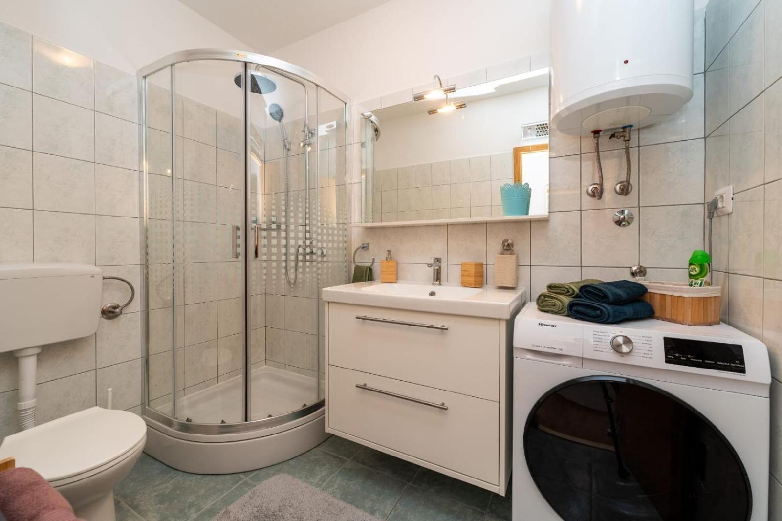 Apartment Donata *